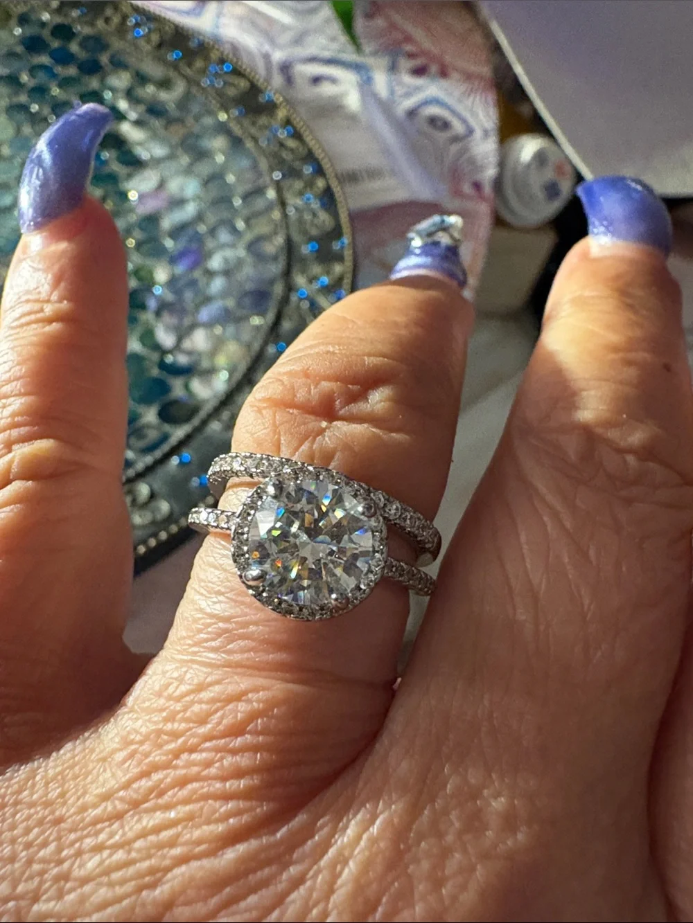 Classic Halo Round-Cut Cubic Zirconia Engagement Ring Set Rhodium. 4ct